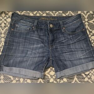 Mavi denim shorts, rolled cuff style